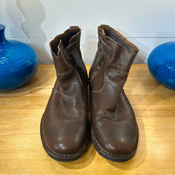 John Varvatos Men's Driggs Boots - Picture 2 of 13